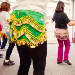 clases de danza oriental dirigidas a todas las edades